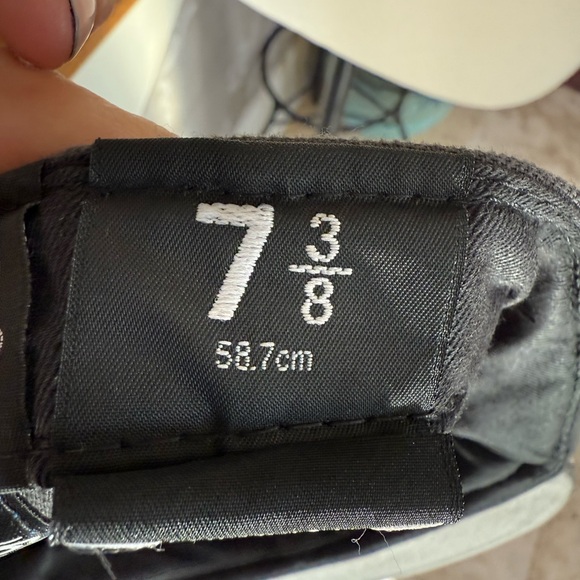 New York Yankees baseball cap very good condition gray and blue size 7 and 3/8 - Picture 7 of 10